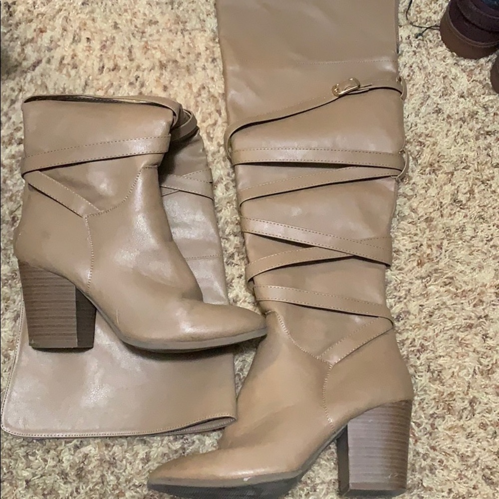 Brown boots over the knee-7.5